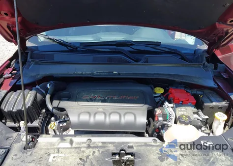 2021 Jeep Compass Limited 4X4 from USA, damaged, VIN 3C4NJDCB0MT603207